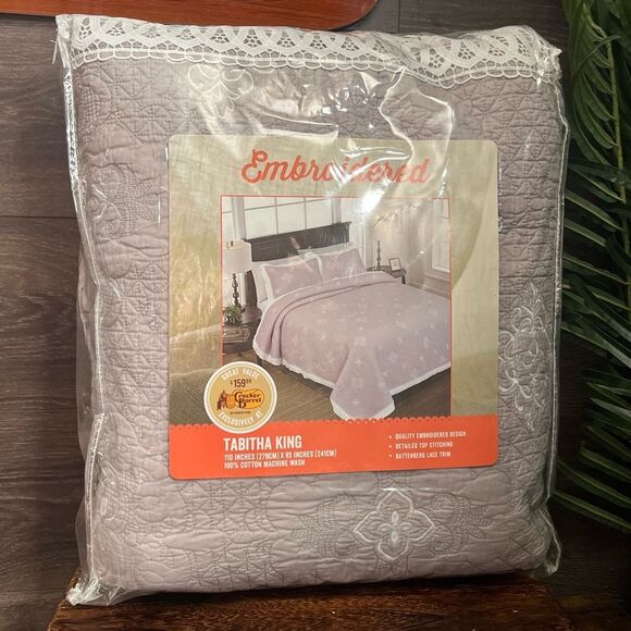 Cracker Barrel Tabitha King Quilt Set w/Shams in Gray, Embroidered, Lace. New! - Picture 1 of 16